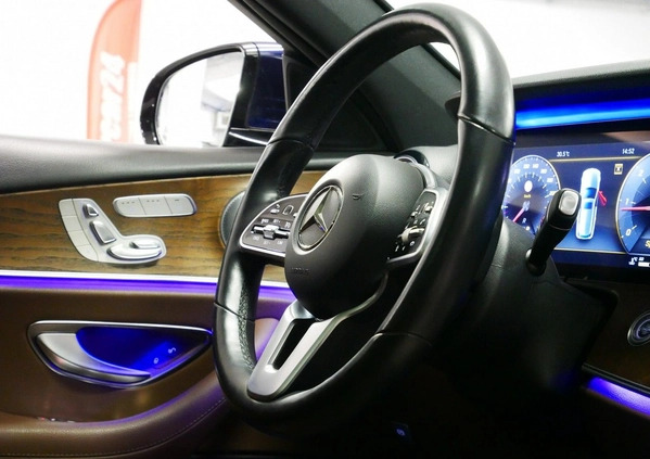 Mercedes-Benz Klasa E cena 139900 przebieg: 117000, rok produkcji 2019 z Libiąż małe 781